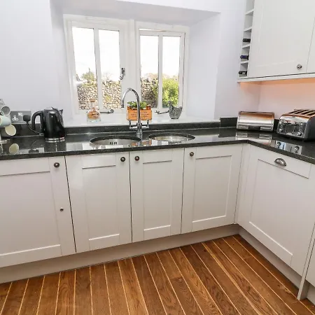 Hoopers End Holiday home